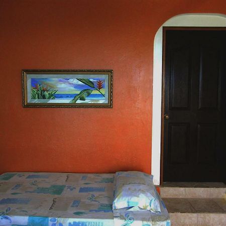 Casa Del Mar Beach Resort San Remigio  Εξωτερικό φωτογραφία