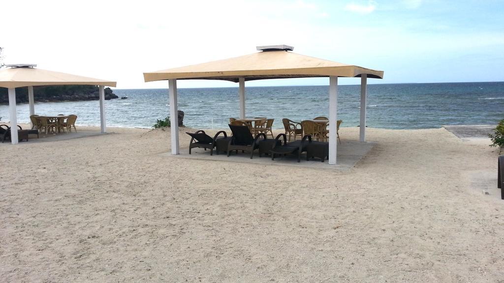 Casa Del Mar Beach Resort San Remigio  Εξωτερικό φωτογραφία