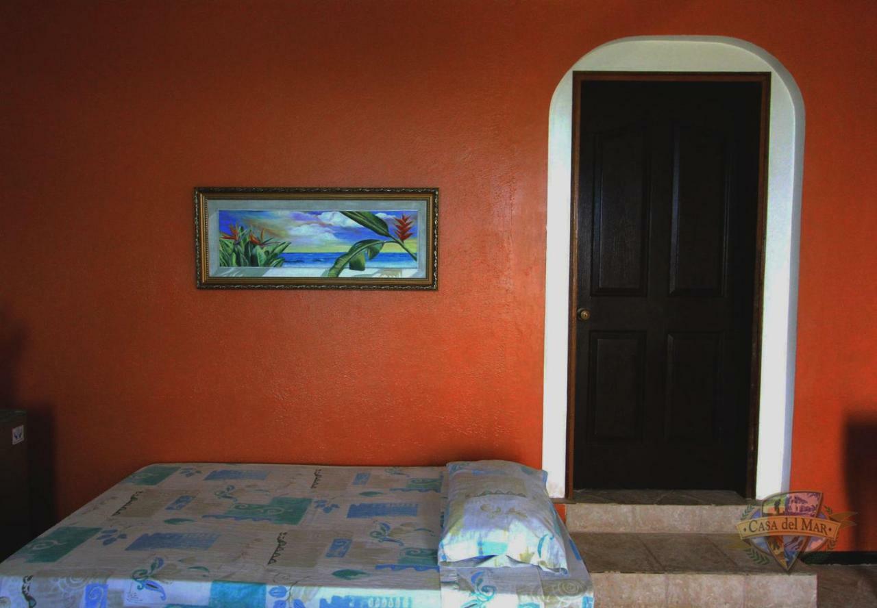 Casa Del Mar Beach Resort San Remigio  Εξωτερικό φωτογραφία